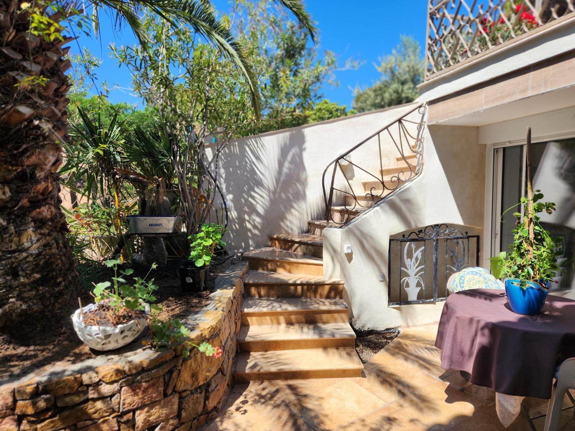 Les Rosieres Sainte Maxime-Golf De Saint Tropez, Climatisee الغرفة الصورة
